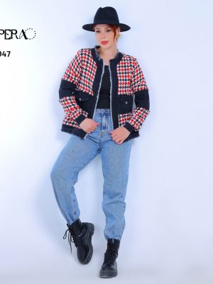 جاكت قصات صوف فى جينز