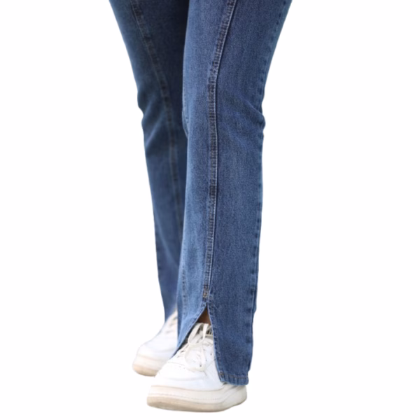 Jeans with a front opening