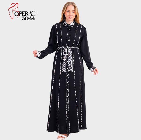 Plain, short-sleeved dress with a tiger print - Image 2